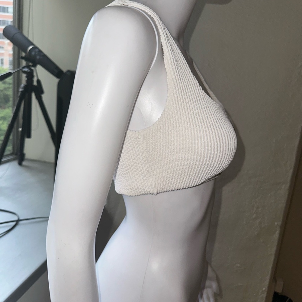 White Ribbed Crop Top - Picture 4 of 9